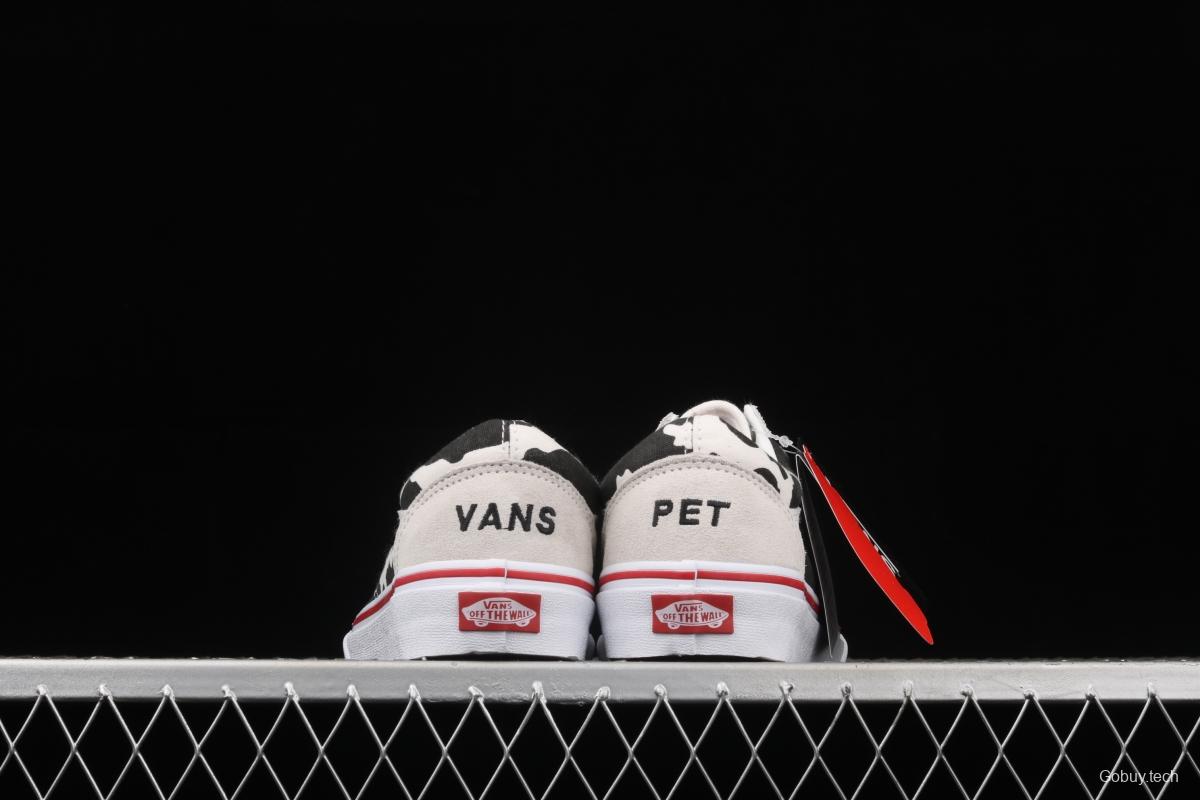 Vans Old Skool customized electric embroidery version of milk white cow low-side vulcanized skateboard shoes