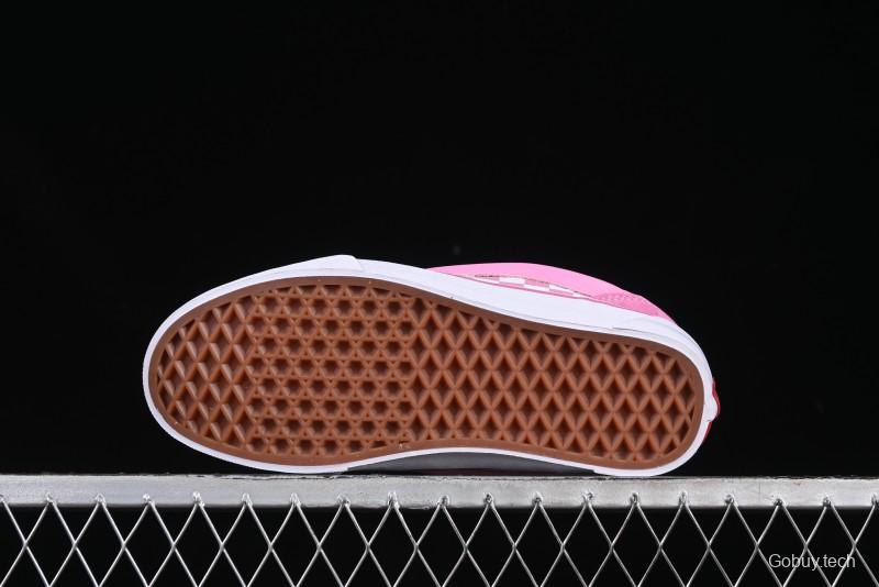 Vans Knu Skool Low-Top Retro Chunky Sneakers with Original Big Logo - VN000CRPBAK