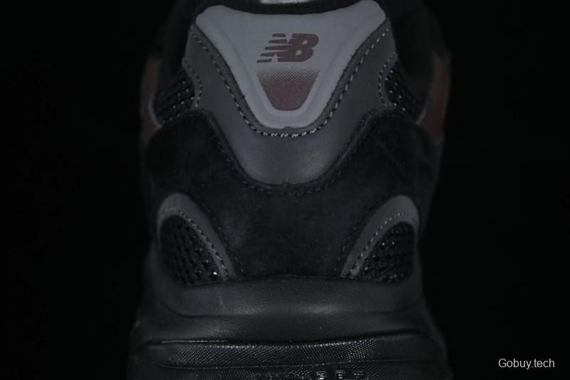New Balance 2010 Series Retro Casual Running Shoes with Soft Suede and Nylon Mesh - M2010RN