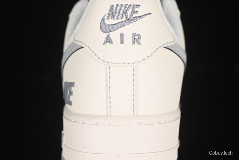 Nike Air Force 1 '07 Low Collaboration Sneakers with Double Swoosh Design - HH7518-070