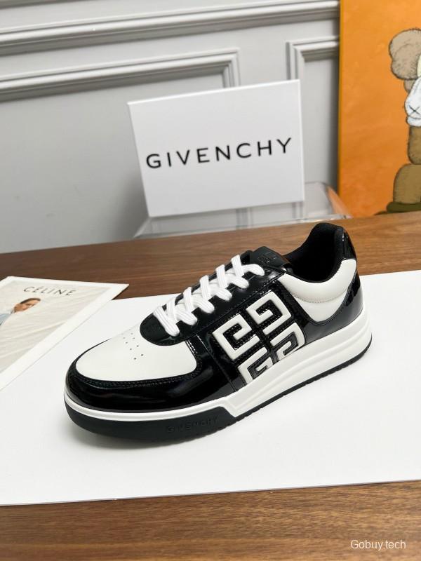 2024 Unisex Givenchy Black White Silk Calfskin Low Top Running Sneakers MJ00380